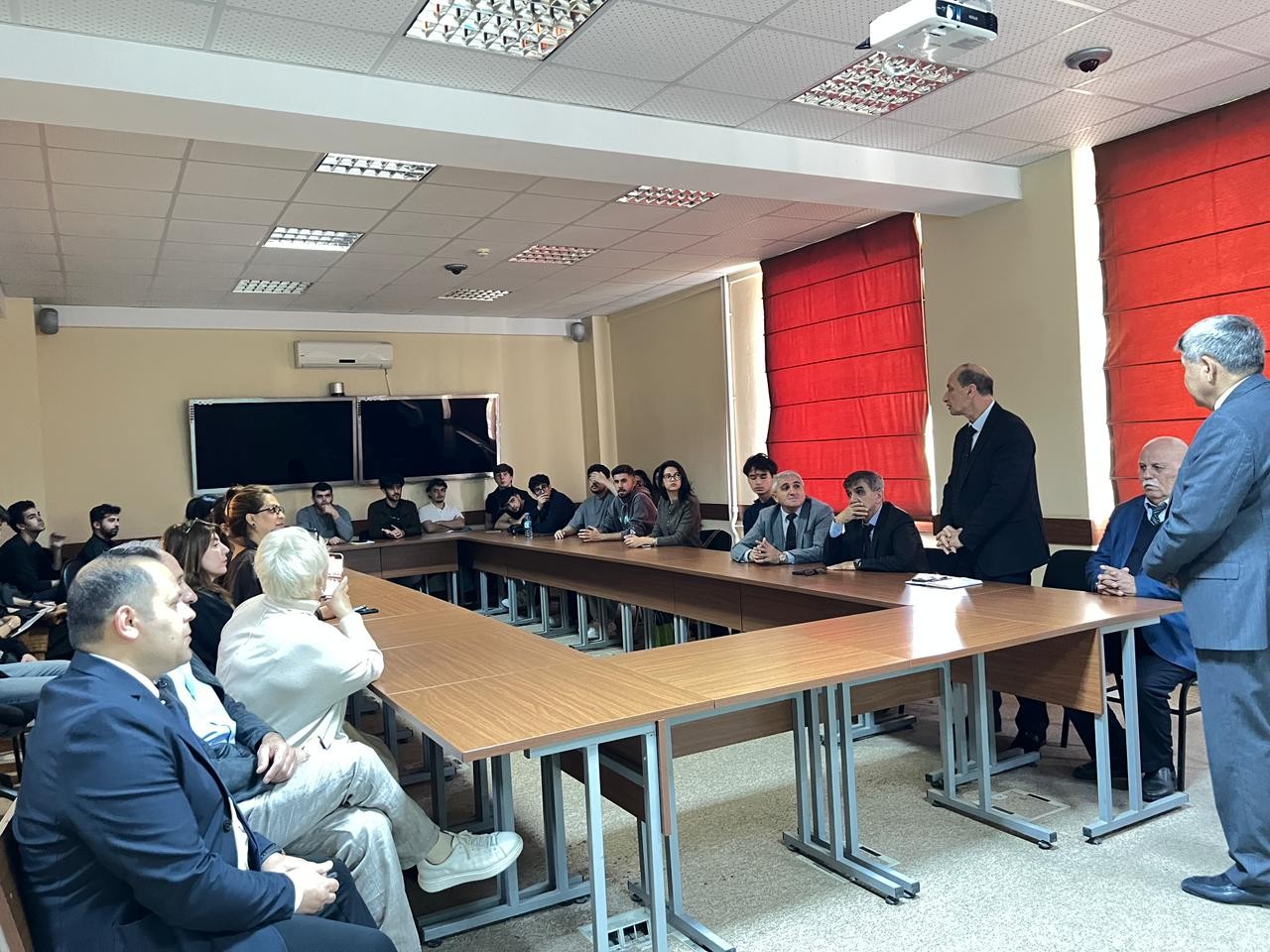 AzMİU tələbələri bu sahədə Qazaxıstan təcrübəsini öyrəndilər - FOTOLAR